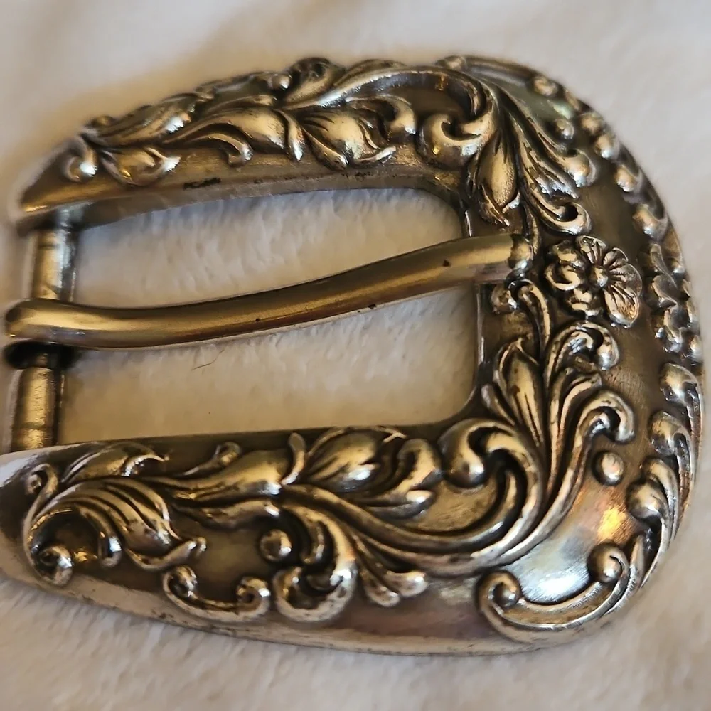 Vintage Ornate Floral Silvertone Western Boho Belt Buckle
